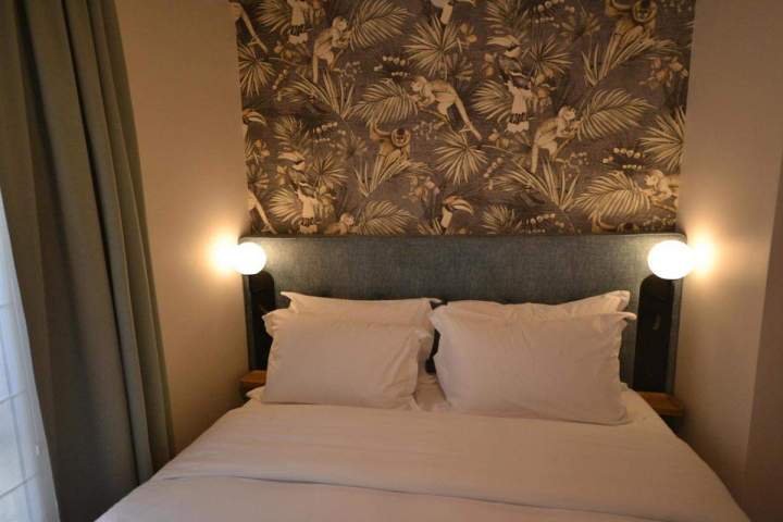 Modèle de tête de lit Paris